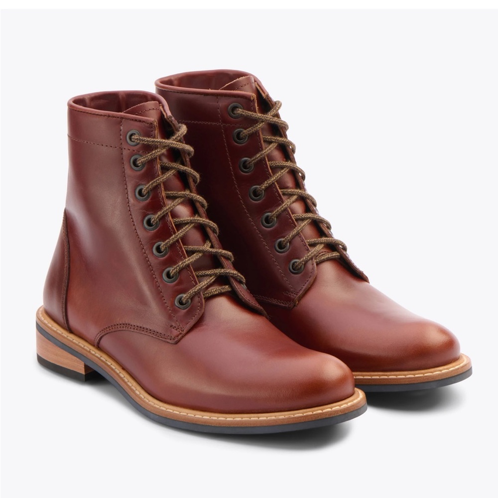 Nisolo All-Weather Lace Up Amalia combat Boot Brandy color size 7.